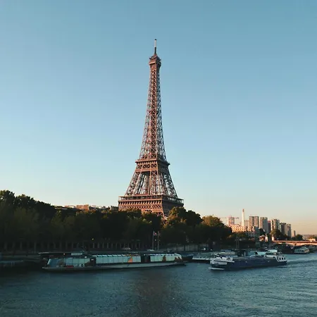 Charm & Serenity A Stone's Throw From The Seine 公寓 巴黎